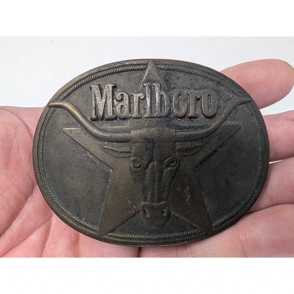 VINTAGE 1987 Marlboro Belt Buckle Solid Brass Philip Morris Longhorn Steer Star